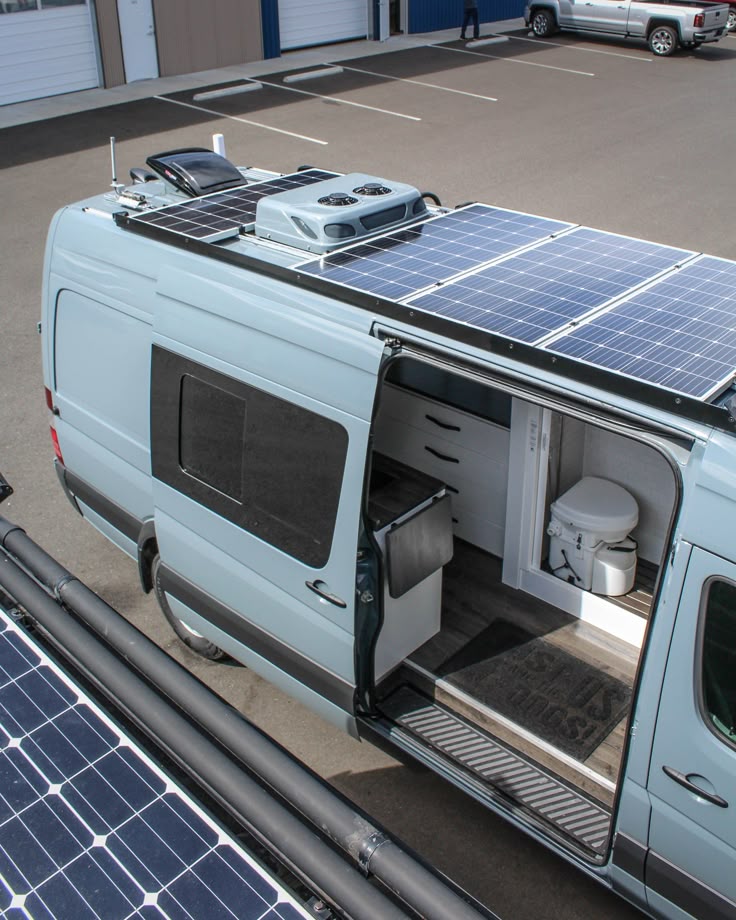 CHASSIS SYSTEMS